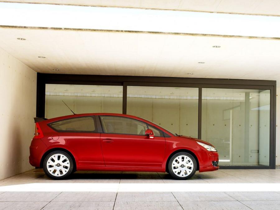  Citroen C4 Coupe 2004 года  (фото 11 из 16)